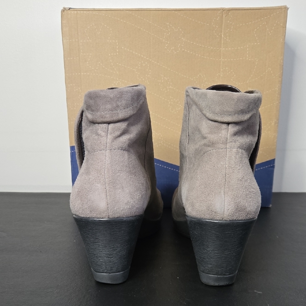 Dansko Women's Charcoal Wedge Ankle Boots - Picture 3 of 10